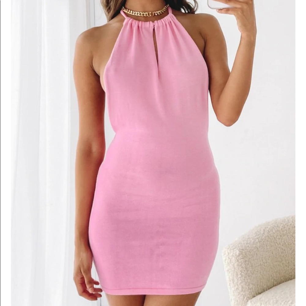 BEGINNING BOUTIQUE PINK BACKLESS